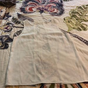 White BB Dakota tank